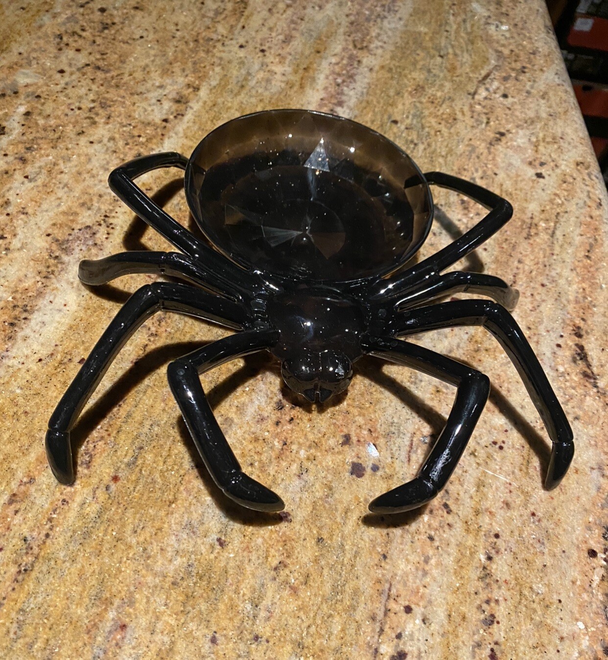 Foto 1 di 4