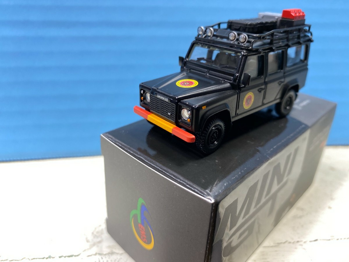 1/64 MINI GT LAND ROVER DEFENDER 110 BADAN INTELIJEN NEGARA