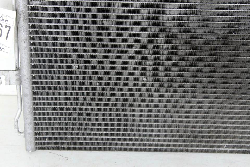 Конденсатор LAND ROVER LR3 05 06 07 08 09 - Изображение 3 из 4