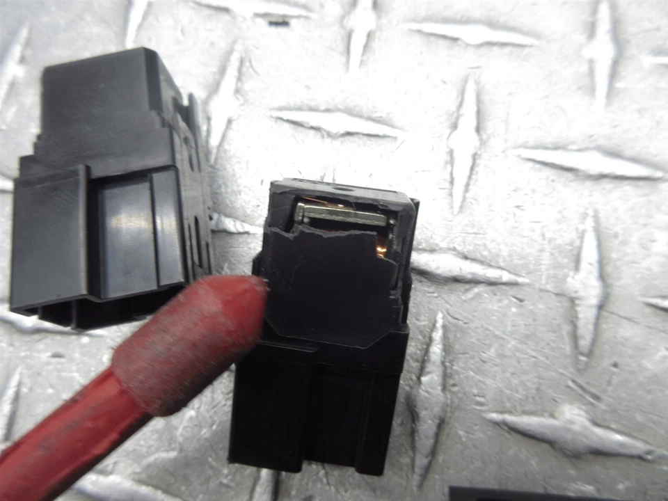 Yamaha FZ1 FZ1000 FZ1S 2009 06-10 surtido relé eléctrico fusible lote mixto Foto 2 de 4