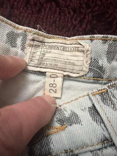 Vtg Y2K Current Elliott Shorts Snow Leopard Size 28 Distressed - Picture 5 of 7