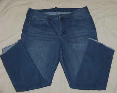 Women's Isaac Mizrahi Live! Crop / Ankle Jeans - Size 14