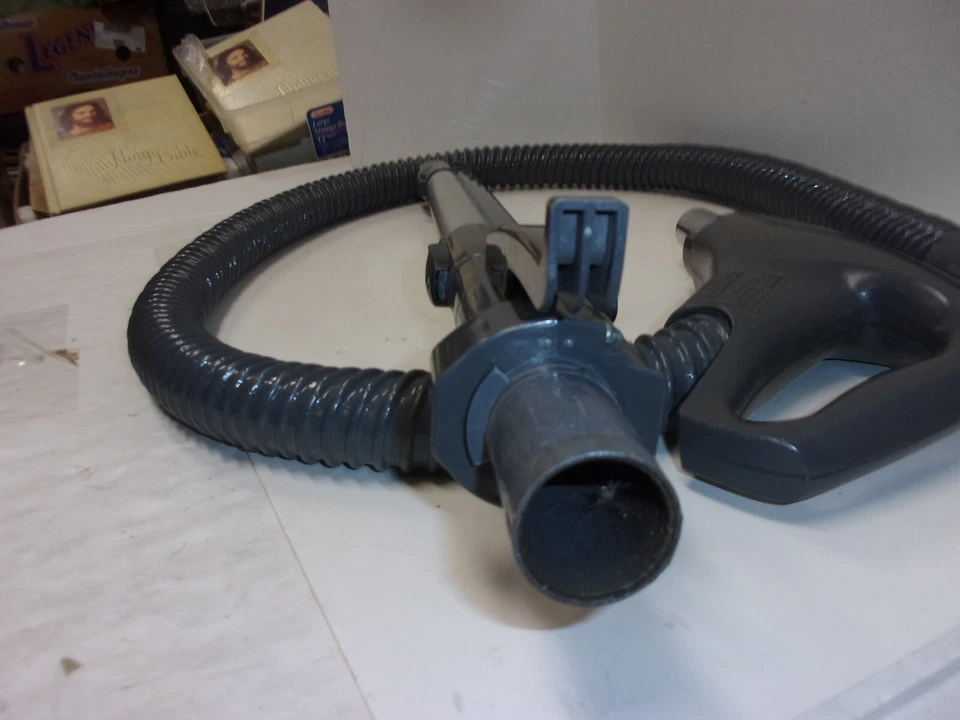 原始设备制造商 Kenmore 松下罐吸尘器 下棒 中心管 带软管 3 — 第 4/4 张图片