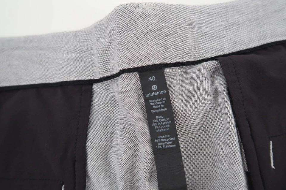 Lululemon Shorts Mens 40 Gray Commission 11" Relaxed Qwick Oxford Golf Casual - Image 2 of 4