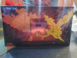 Team Rocket's Moltres ex Ultra Premium Collection Box