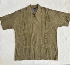 Guayabera Men  s Short Sleeve Cotton/Rayon/Linen Blend Size XL Pocket On Sleeve