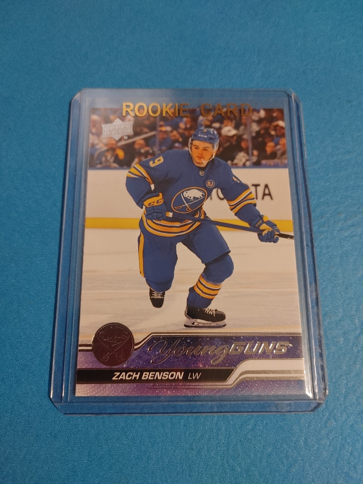 2023-24 Upper Deck Series 2 - Young Guns Zach Benson #474 (RC)