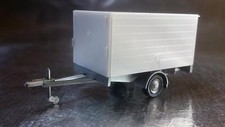 * Herpa 052221-002 PKW Kastenanhänger, grauweiß Maßstab 1:87