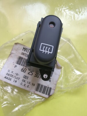 Renault Espace Mk3 1997 - 2003 Rear Window Heating Control Switch 6025301154