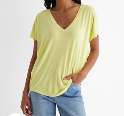 Express Women Relaxed V-Neck London Tee-Small