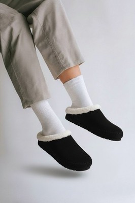 Jenni Kayne Shearling Lined Moccasins Clogs 7 Black Suede Shoes Cozy Everyday