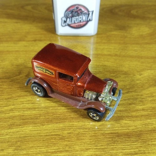 Hot Wheels Blue Card A-OK Metalflake Red BW Blackwall Hong Kong 1981 Model A