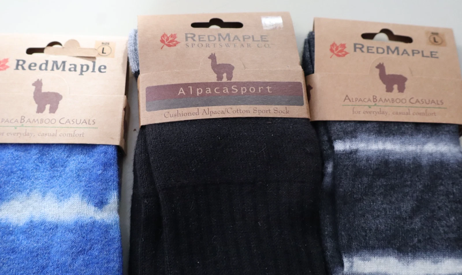 NWT 3 PAIR RED MAPLE ALPACA BAMBOO SOCKS UNISEX SIZE LARGE UNUSED
Opens in a new window or tab