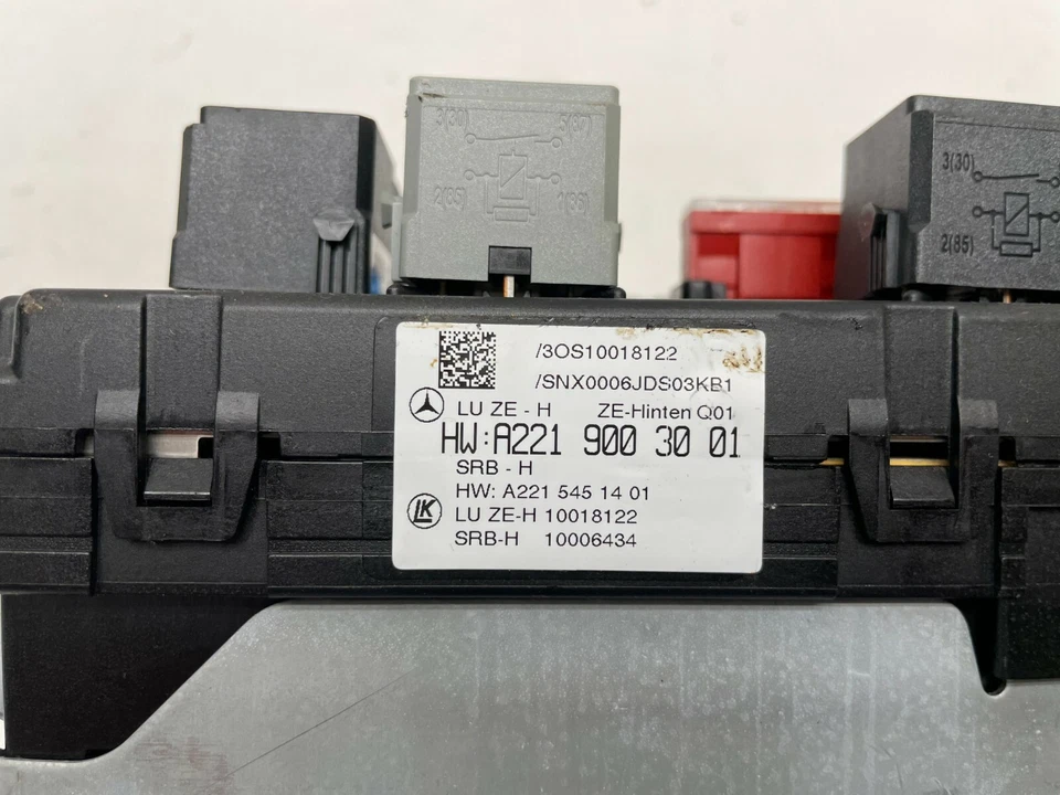 Mercedes Benz S550 S600 W221 2010-2013 caja de fusibles trasera Sam 2219003001 Foto 3 de 4