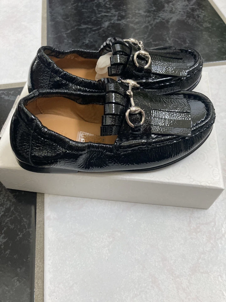 NUEVO EN CAJA 100 % AUTÉNTICOS Zapatos Mocasines Gucci Niños Pequeños Negro Charol Mordida de Caballo $365 Foto 3 de 4