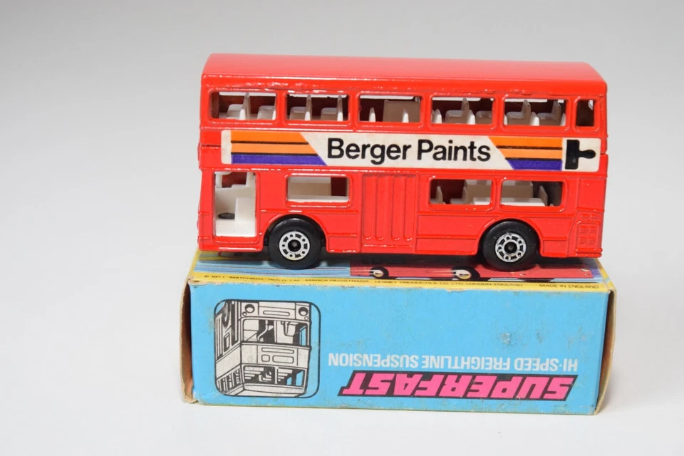 A94 1:64 3 INCH MATCHBOX SUPERFAST 17 THE LONDONER BERGER PAINTS BUS RED MIB - Photo 2/4