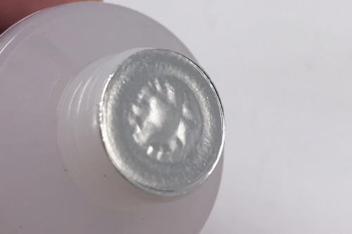 Nicole Miller Winter Berry Exfoliating Body Scrub New Sealed 6.8 Oz - Picture 3 of 3