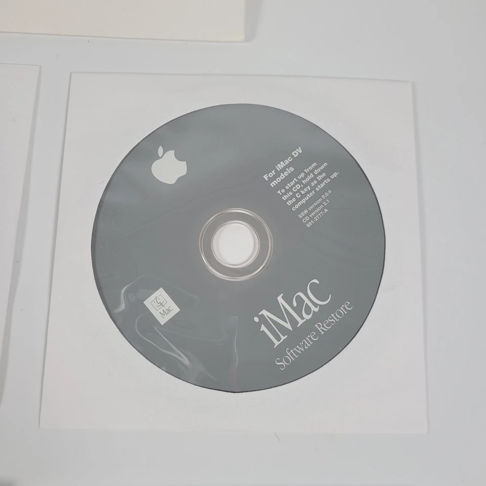 Apple iMac DV Macintosh Software Disc Restore and Install Bundle - Image 4 of 4