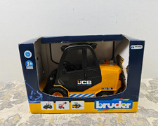 Bruder JCB Teletruk with Pallet