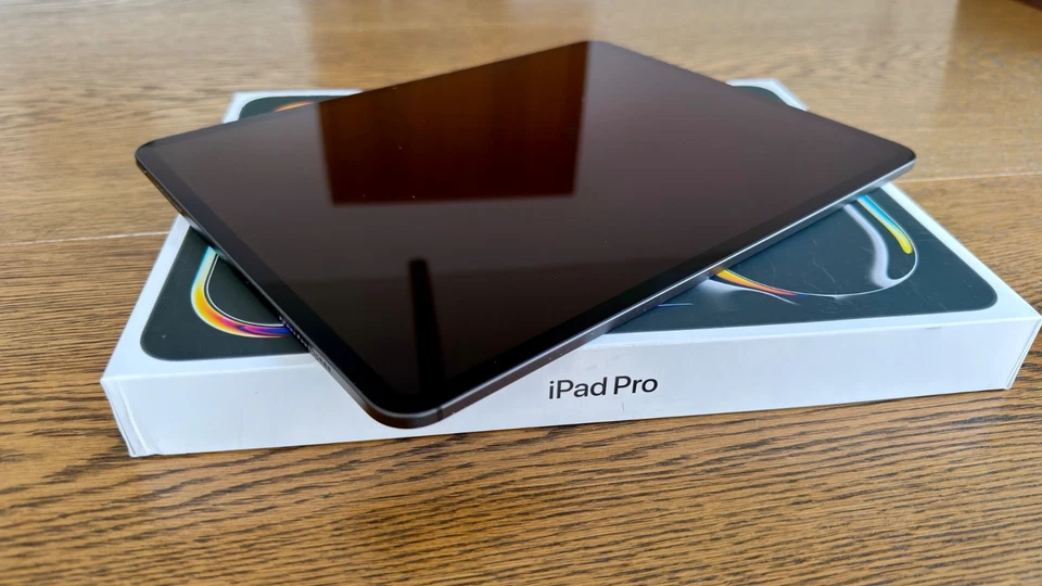 Apple iPad Pro 13-inch (M4) · 256GB · Wi-Fi, Foto 1 von 5