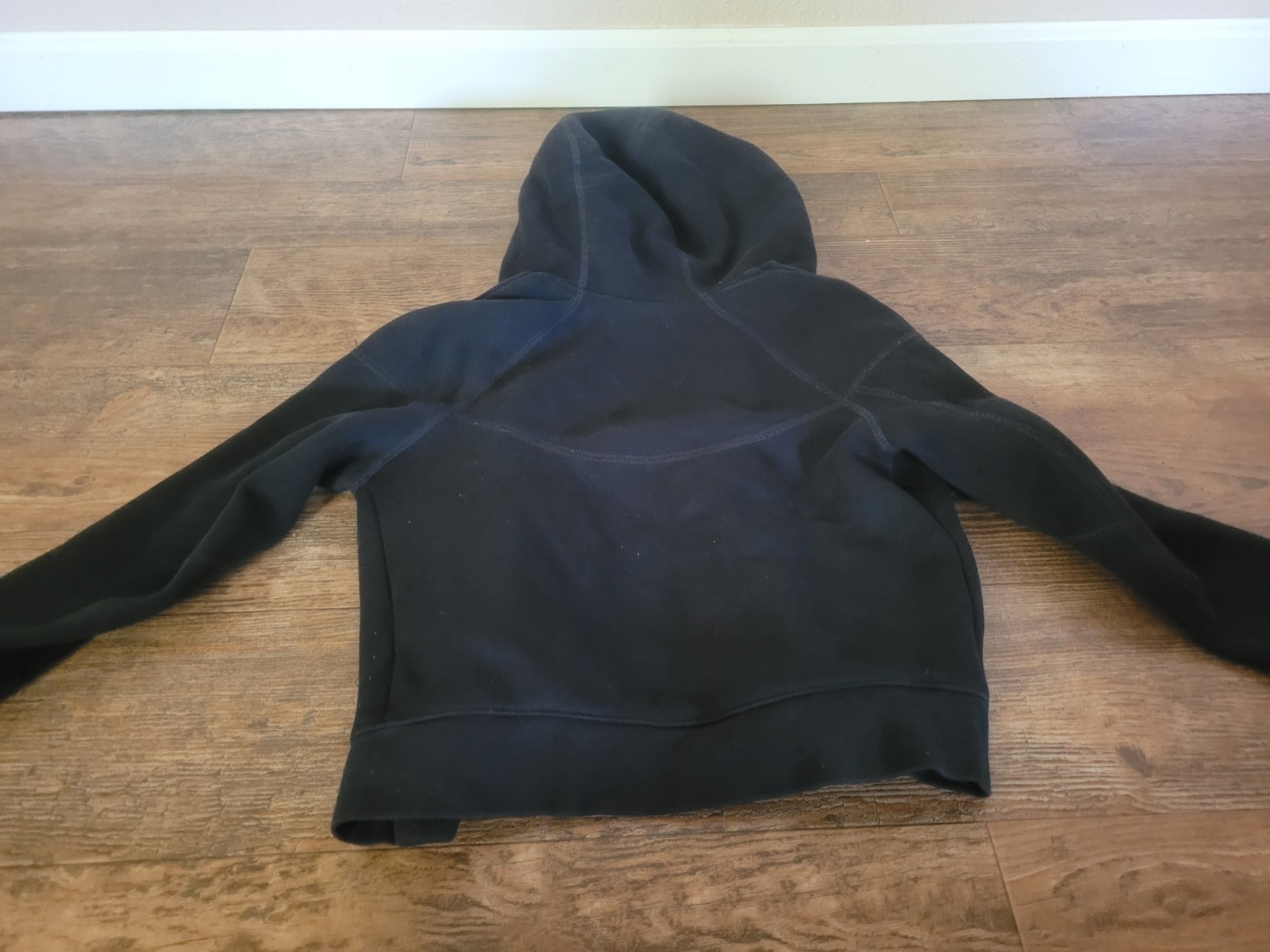 SACAI X NIKE Giacca leggera Nike ragazzo nera con cappuccio e zip taglia 7