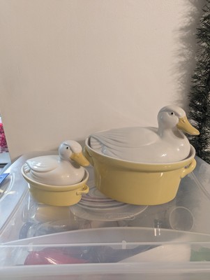 Vintage Hall Carbone Yellow Duck Casserole Or Tureen Dish Set