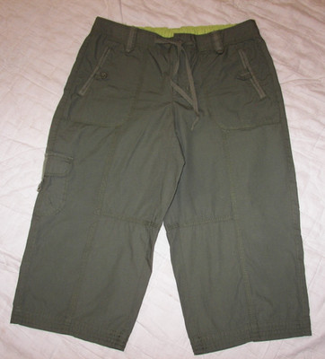 Women's St. John's Bay Activewear Capris - Size PM