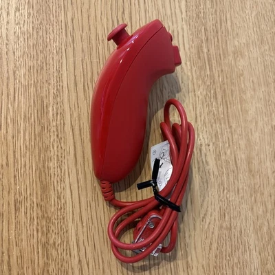 Télécommande officielle ROUGE Nintendo Wii Nunchuk Manette Original RVL-004 N... - Photo 1/4