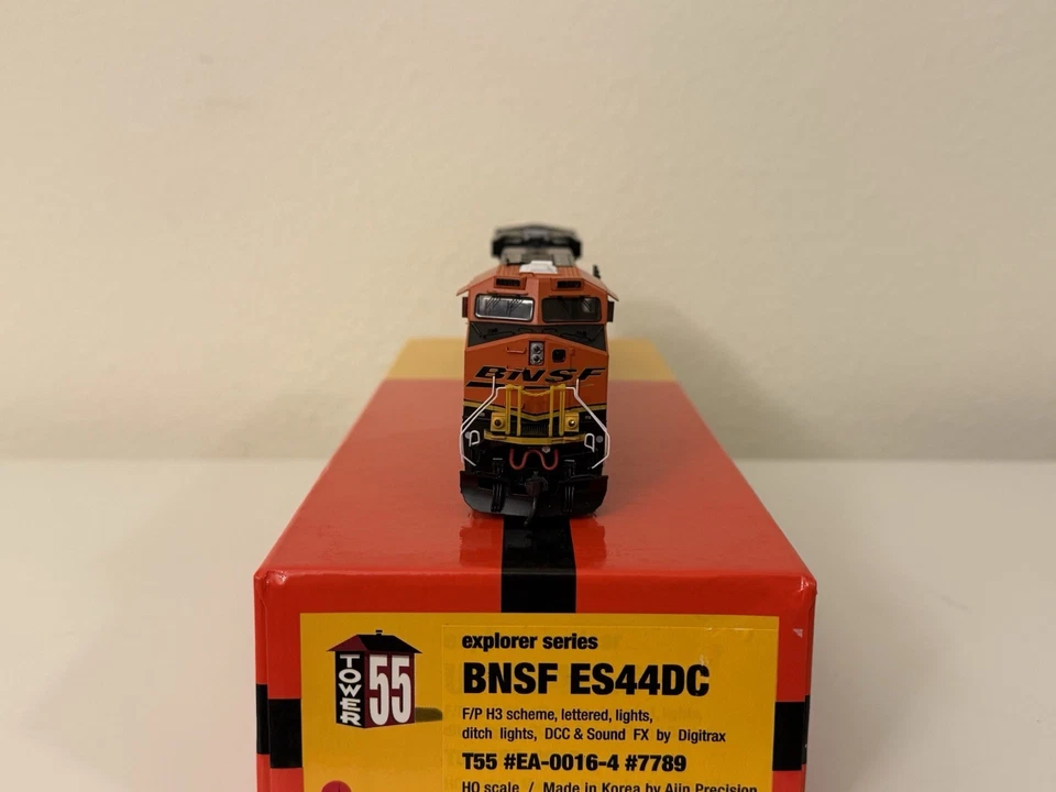 BNSF 7789 Tower 55 GE ES44DC Locomotive DCC & Sound HO Scale Explorer Series - Image 3 of 4