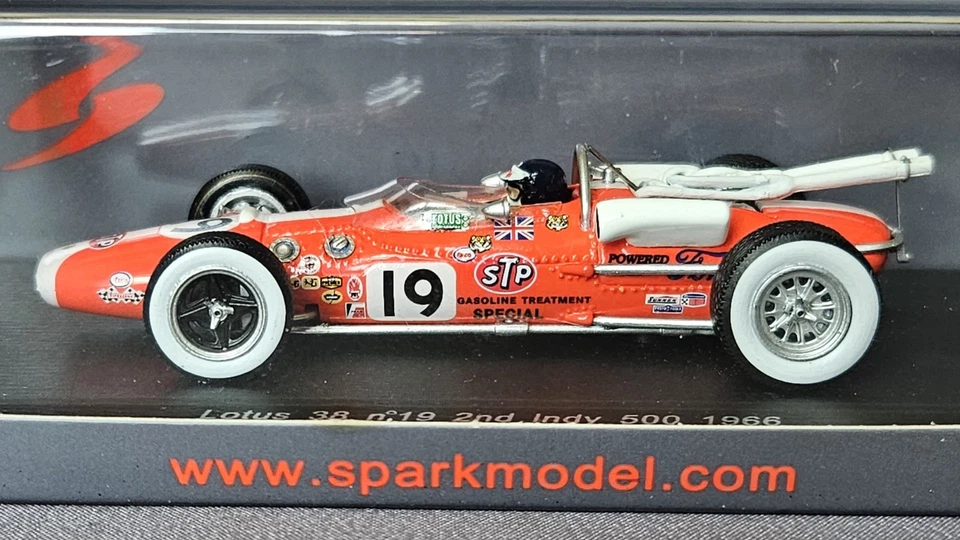 SPARK LOTUS 38 NO. 19 OF JIM CLARK AT THE INDY 500 1966 1/43 SCALE MIB - Image 2 of 4