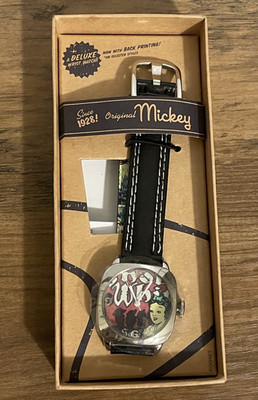 Original Mickey Since 1928 by Disney Delux Wrist Watch featuring Snow White-New
