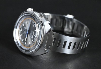 CITIZEN SEVEN STAR RALLY CUSTOM 4-521358TA AUTO WATCH 42 MM (NOS