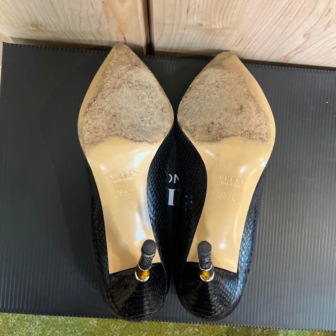 Gucci Python Leather Bamboo Heel Pumps Black size… - image 11