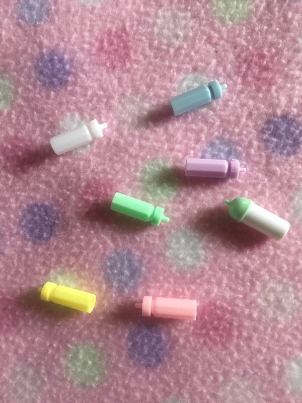 Doll Dollhouse Nursery Baby Bottles Accessory #7 Green Set New!