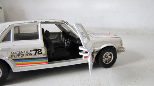 MACCHININA BURAGO MERCEDES 450 SEL- ARGENTINA 78 WORLDCUP - Picture 7 of 12