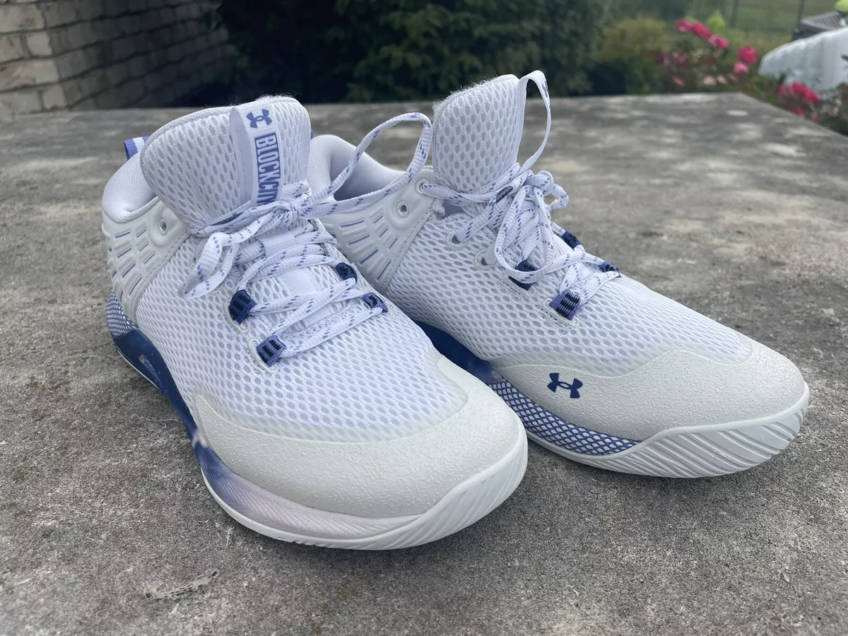 Women's ua block hotsell city volleyball shoes