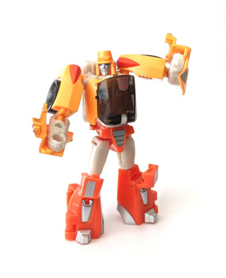 2016 Transformers Titans Return Legends Class Autobot Wheelie Figure Complete