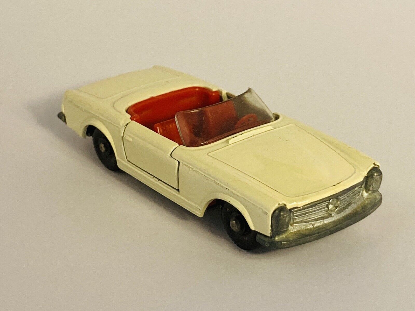 MATCHBOX LESNEY #27 Mercedes 230 SL : Near Mint Original Vintage (refT3)