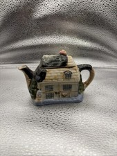 Mini cottage tea pot
