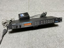 Processore effetti chitarra ALESIS QUADRAVERB GT larghezza di banda 20k...