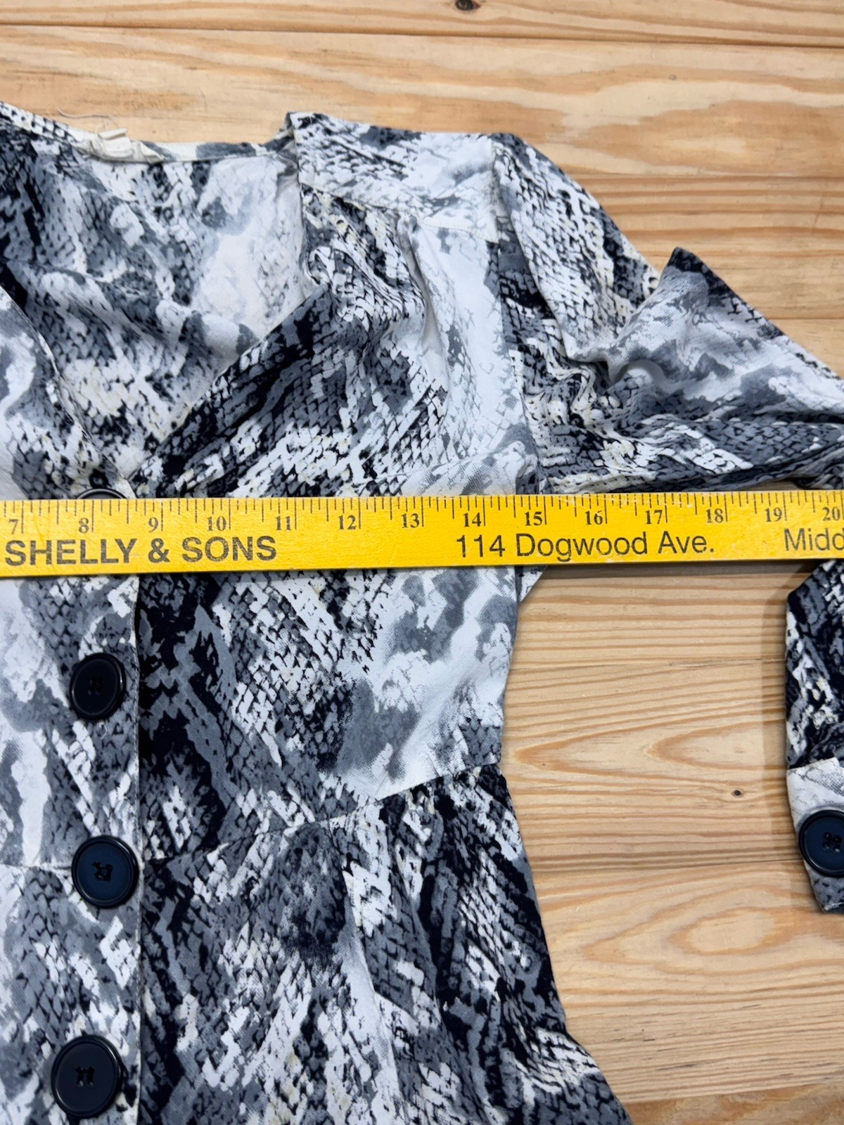 Rebellion Snake Python Animal Print Pattern No Co… - image 5