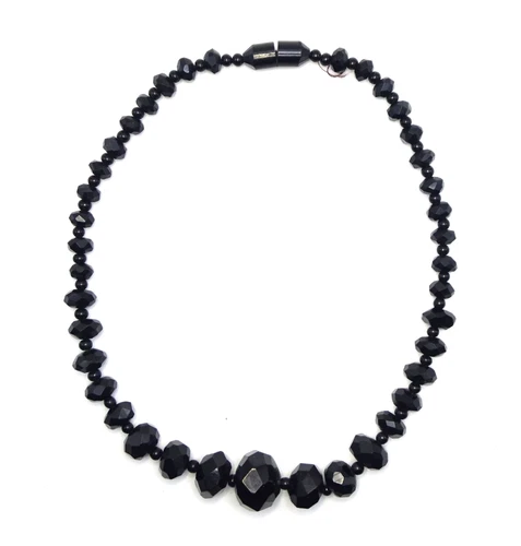 Vtg. Art Deco Bakelite Faceted Jet Black Bead Costume Jewelry Necklace  - S1