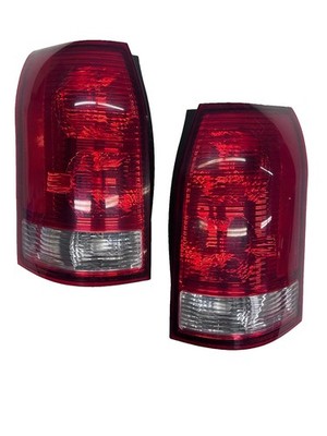 2002-2007 Saturn VUE Left Driver & Right Passenger Tail Light Assembly Set OEM
