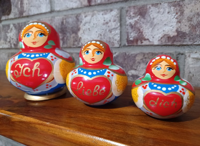 Vintage Golden Cockerel Russian Nesting Dolls 3pc Ich Liebe Dich Made Russia