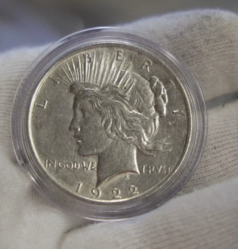 1922 US Peace Silver Dollar $1 XF (Cleaned)