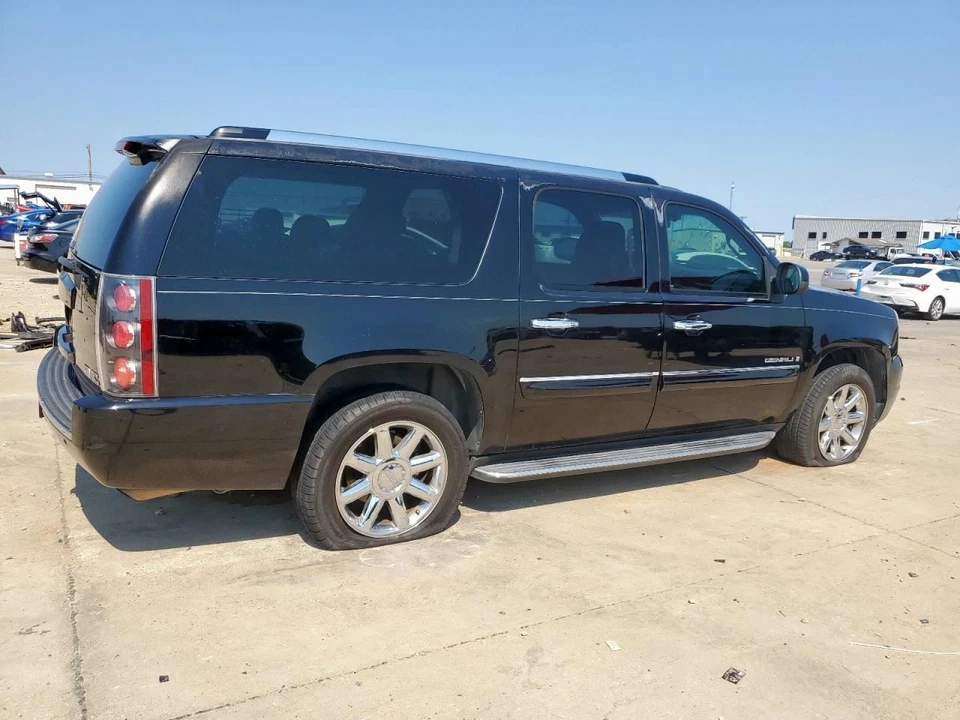 (LOCAL PICKUP ONLY) Passenger Front Door Thru 11/14/10 Fits 07-11 AVALANCHE 1500 - Image 3 of 4