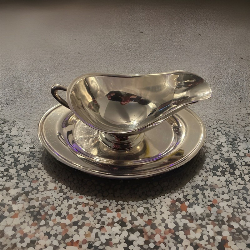 Vintage Silverplated Over Copper Gravy Boat w/Plate