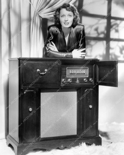 8b20-11978 cool Ellen Drew and her new Emerson Radio console 8b20-11978 8b20-119