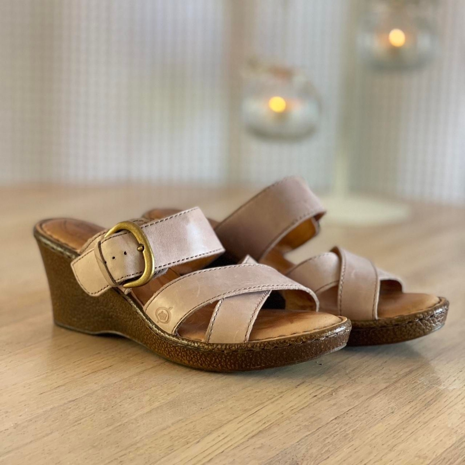 Born Leather Wedge Sandals Taupe Strappy Comfort Shoes Buckle Slip-On Slides 7M