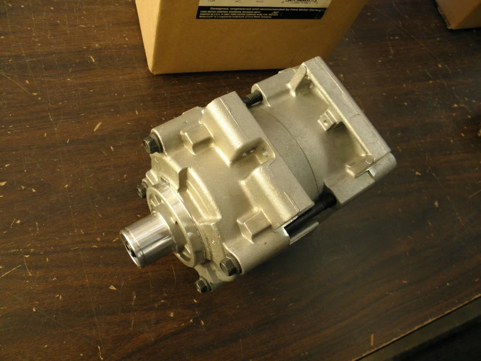 NOS OEM Ford 2001 2011 Ranger AC Compressor + Escape 2002 2003 2004 + Focus +++ - Image 3 of 4